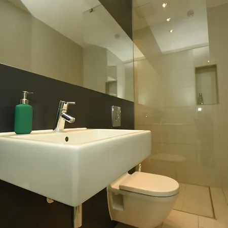 Apartment Modernes Apartment - Netflix & Gym - Zentrumsnah !